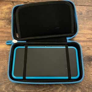 Nintendo DS2 with games